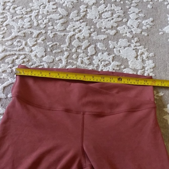 Lululemon Cross Waist Band Leggings 12 Large - Picture 9 of 10